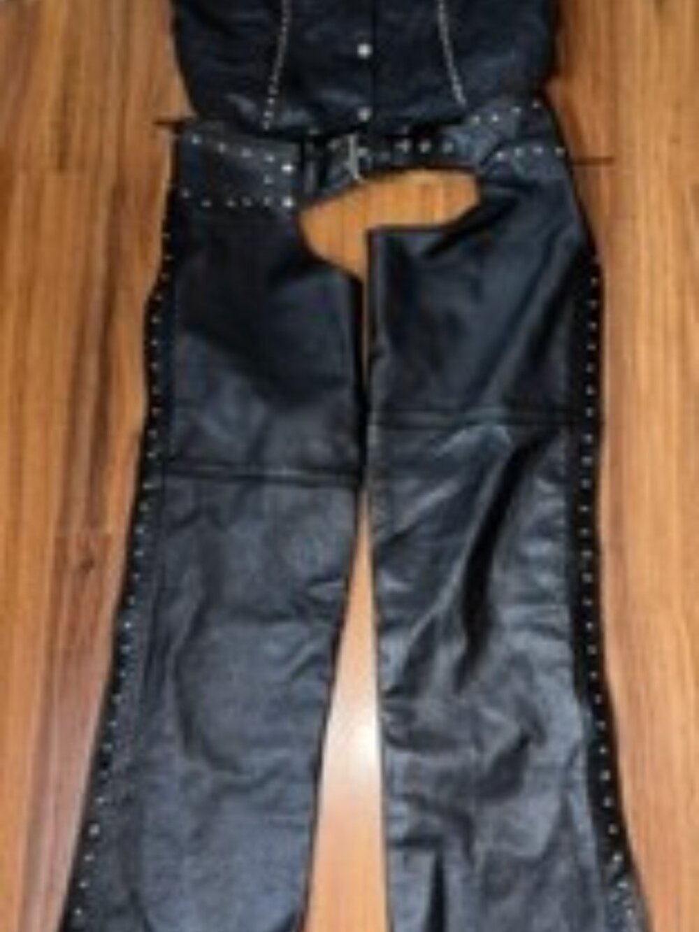 BLACK LEATHER CHAPS - Picture 4 of 4